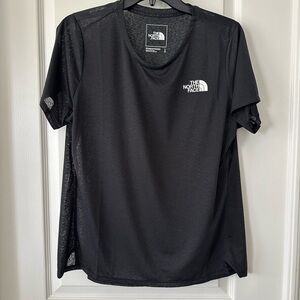 The North Face Women's Black T-Shirt Large